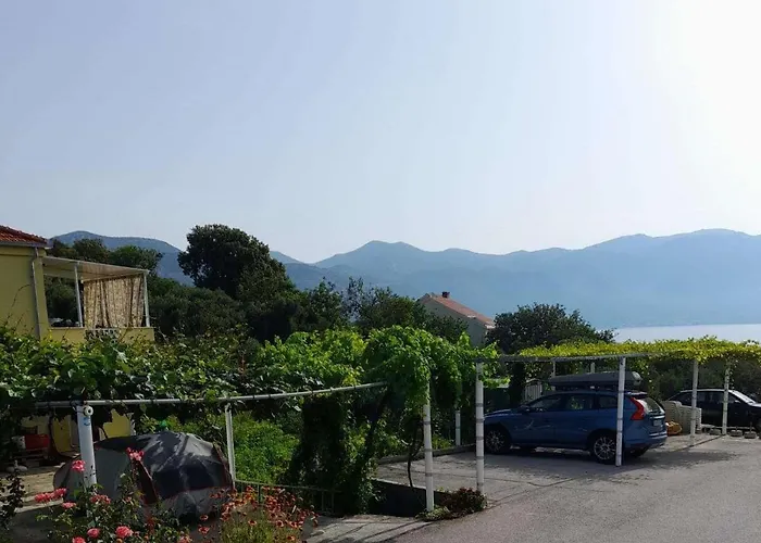 With Parking Space Kneza, Korcula - 23421 Appartamento Pupnat